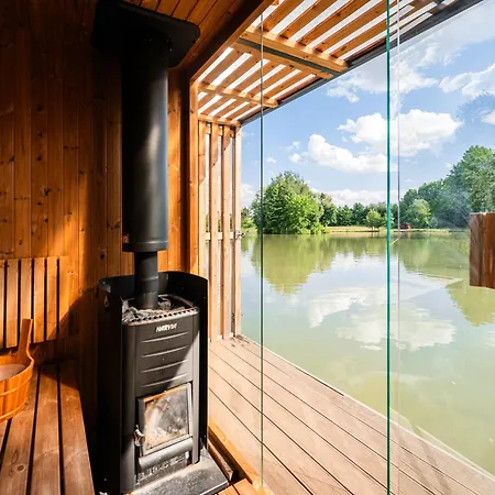 Rybnik Plovouci Sauna Glamping Οργανωμένο κάμπινγκ *