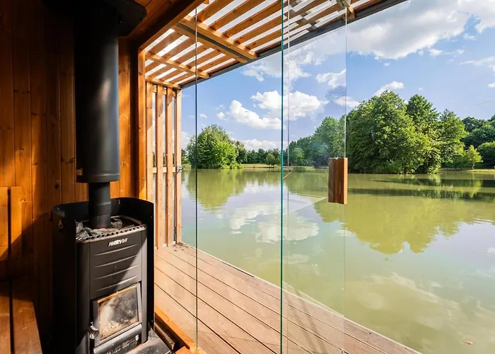 Rybnik Plovouci Sauna Glamping Luksustelt *