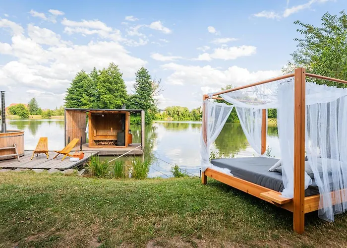 Luksustelt Rybnik Plovouci Sauna Glamping *